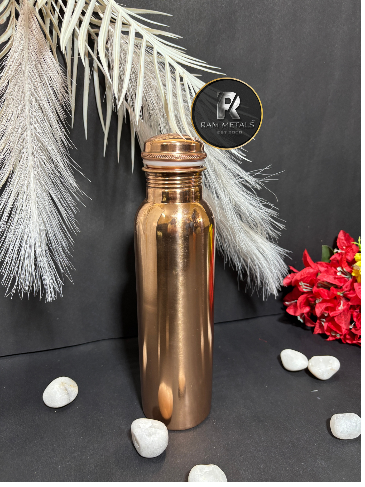 Plain Copper Water Bottle Manufacturer Supplier Wholesaler Exporter Retailer in India